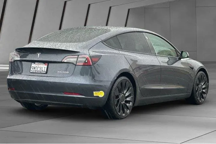 $23500 : Tesla Model 3 2022 AWD Perfo image 4