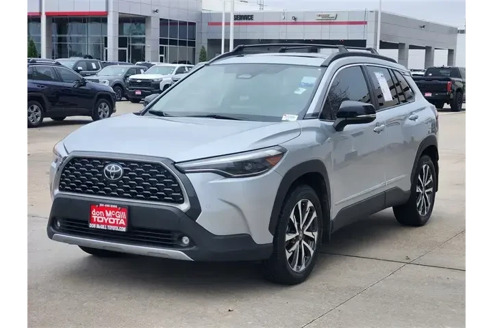 $26323 : Toyota Corolla Cross 2025 XL image 3