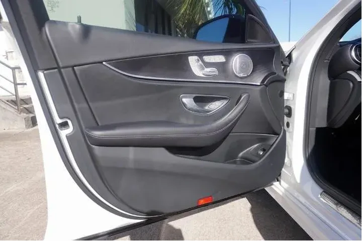 $32888 : Mercedes-Benz E-Class 2020 E image 8