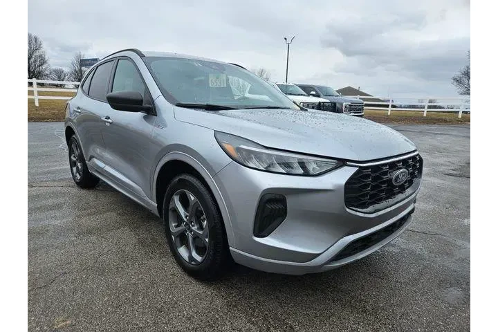 $22000 : Ford Escape 2024 AWD ST-Line image 2