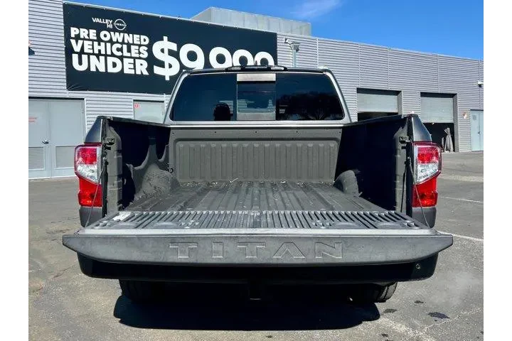 $17997 : Nissan Titan 2022 4x2 S 4dr image 8