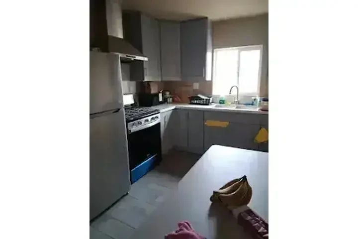 RECÁMARA  Entre Ball Rd/Walnut image 4