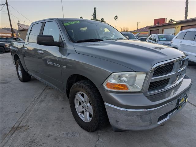 $13995 : 2012 RAM 1500 image 3