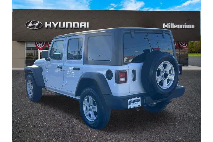 $28187 : Jeep Wrangler Unlimited 2021 image 6