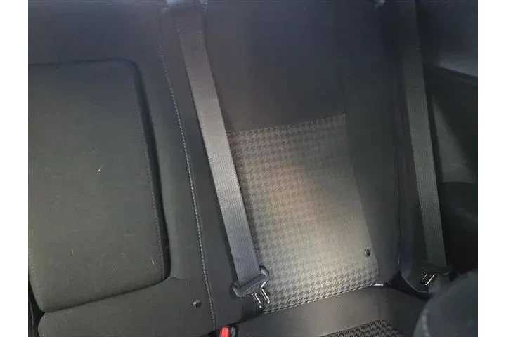 $32390 : Dodge Challenger 2023 GT 2dr image 8