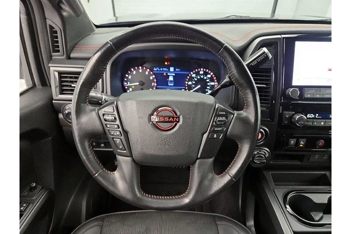 $37998 : Nissan Titan 2023 4x4 PRO-4X image 10
