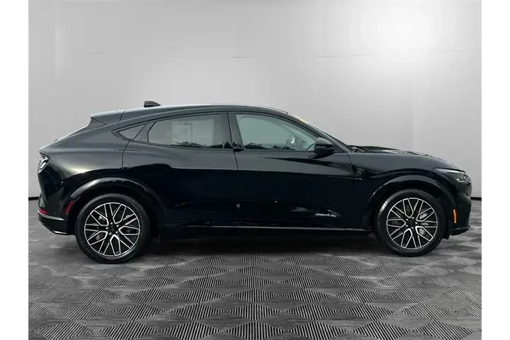 $32922 : Ford Mustang Mach-E 2024 AWD image 6