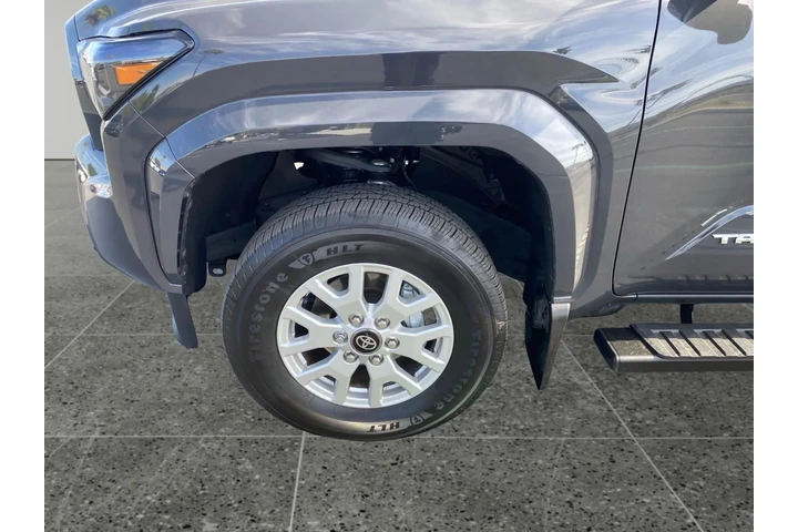 $38127 : Toyota Tacoma 2025 4x4 TRD O image 6