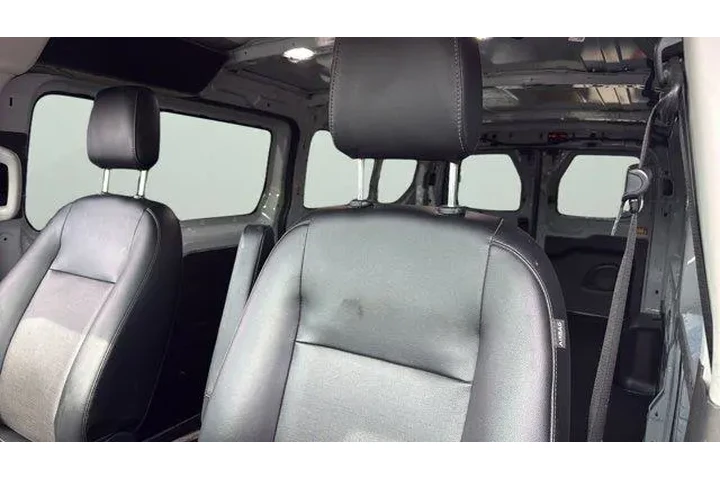 $25623 : Ford Transit 2023 250 3dr SW image 4