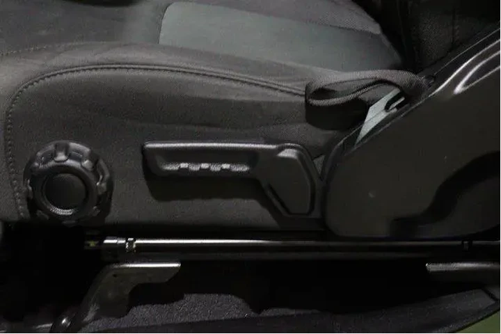 $32998 : Jeep Wrangler Unlimited 2022 image 4