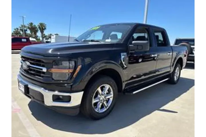$39995 : Ford F-150 2025 4x2 XLT 4dr image 1
