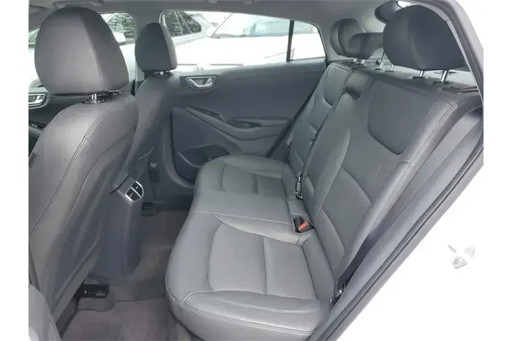 $19990 : Hyundai IONIQ Hybrid 2020 Li image 9