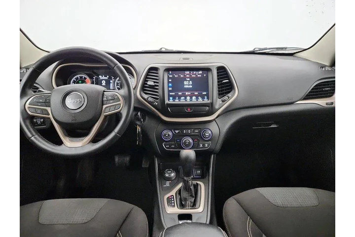 $14998 : Jeep Cherokee 2017 4x4 Latit image 9