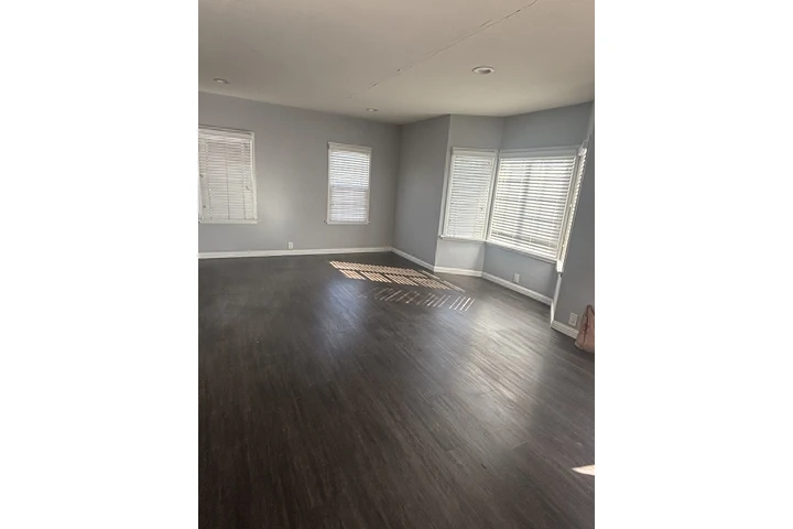 $2500 : Casa en renta image 3