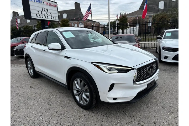 2021 QX50 PURE image 3