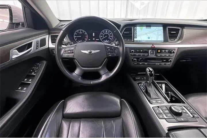 $13990 : Genesis G80 2017 3.8 4dr Sed image 5