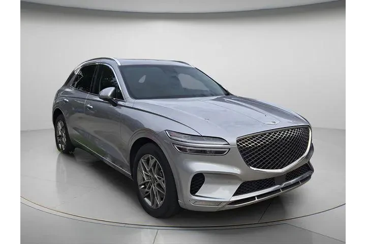 $38971 : Genesis GV70 2024 AWD 2.5T S image 1