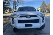 $19997 : 2019 4Runner SR5 thumbnail