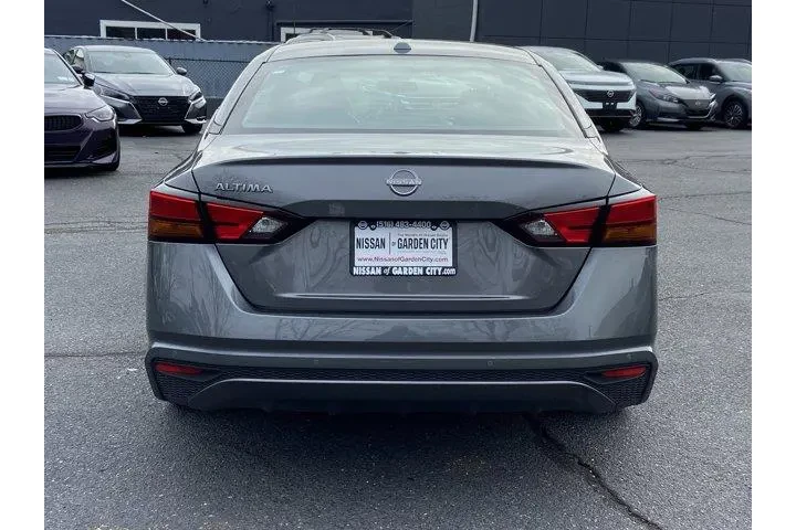 $20350 : Nissan Altima 2025 2.5 S 4dr image 5