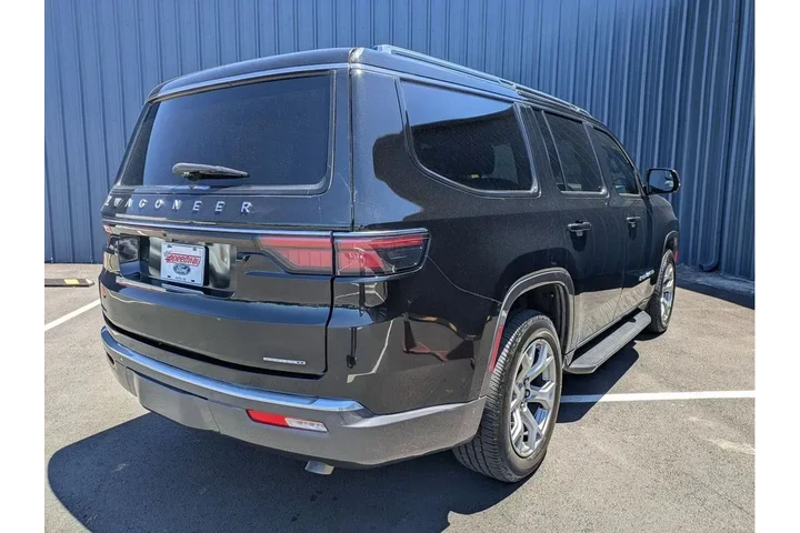 $33899 : Jeep Wagoneer 2022 4x4 Serie image 5