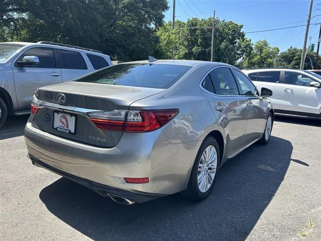 $27808 : 2018 ES 350 Sedan image 5