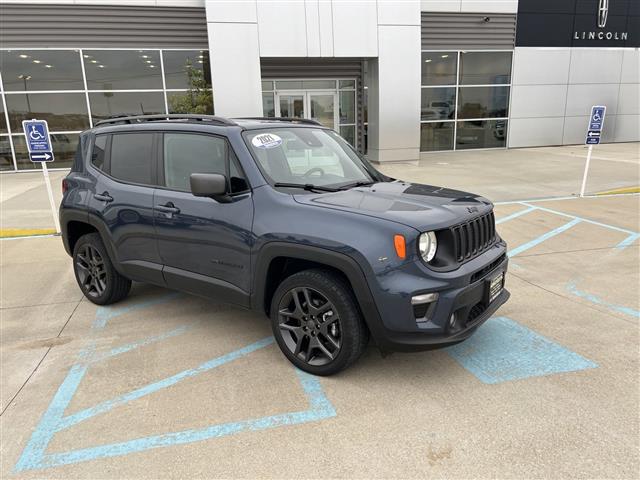 2021 Renegade Latitude SUV I- image 2