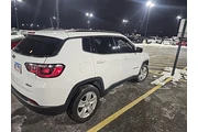$16900 : Jeep Compass 2022 4x4 Latitu thumbnail