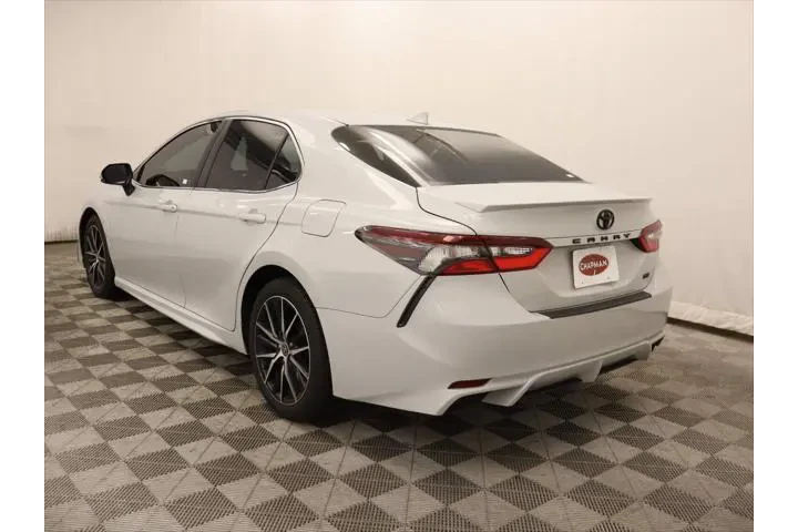 $20741 : Toyota Camry 2022 SE 4dr Sed image 3