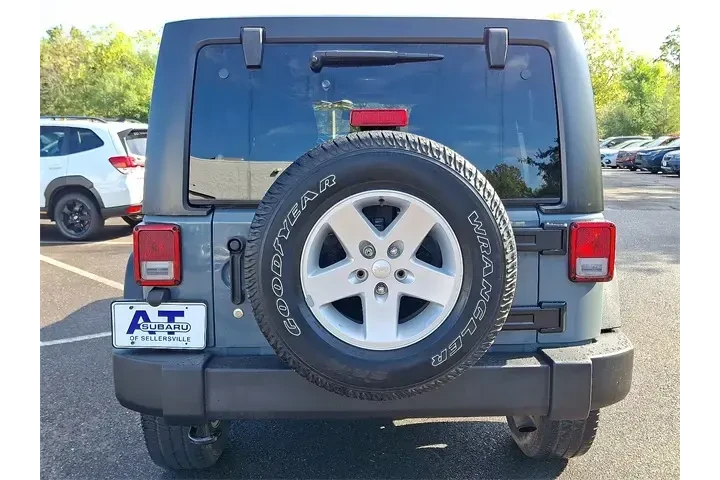 $8800 : Jeep Wrangler Unlimited 2015 image 5
