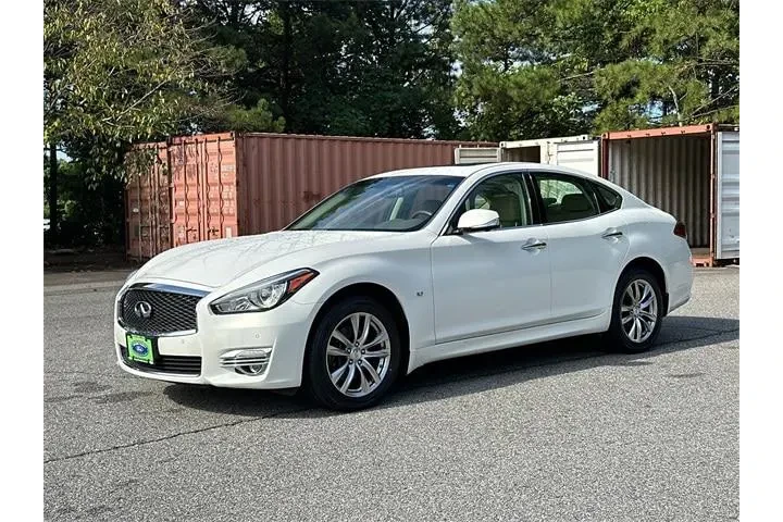 $14998 : INFINITI Q70 2015 AWD 3.7 4d image 3