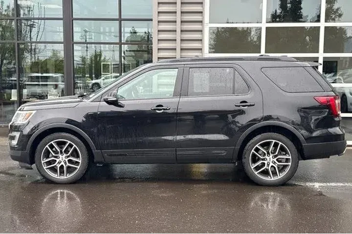 $15896 : Ford Explorer 2016 AWD Sport image 7