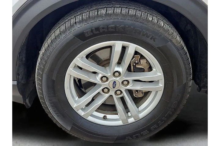 $19995 : Ford Explorer 2020 AWD XLT 4 image 9