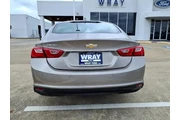 $19988 : Chevrolet Malibu 2025 LT 4dr thumbnail