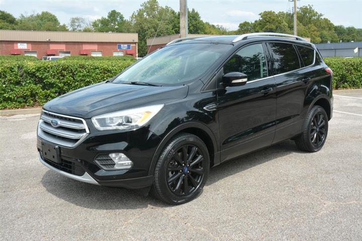 2017 Escape Titanium image 1