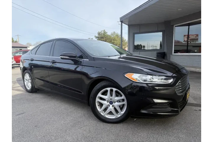 $8450 : 2015 Fusion SE image 9