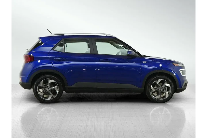 $19998 : Hyundai VENUE 2023 Limited 4 image 6