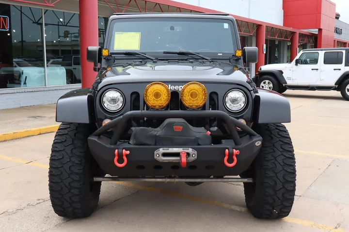 $24988 : 2017 Wrangler Unlimited Rubic image 3