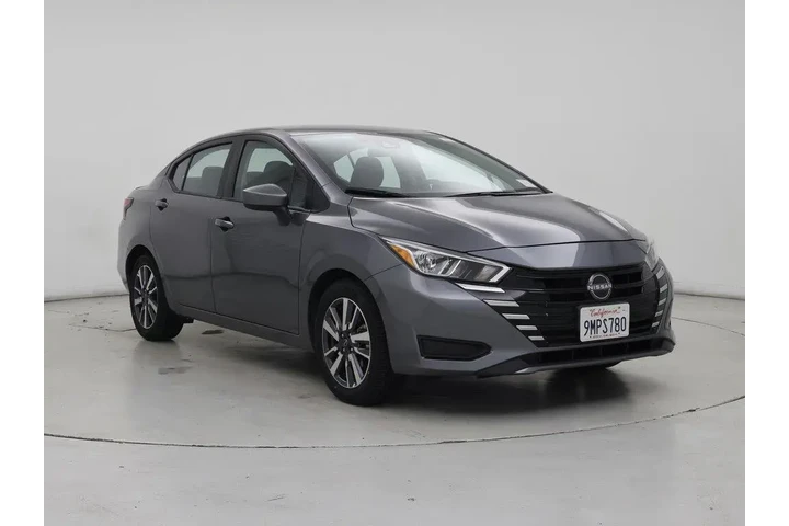 $16998 : Nissan Versa 2023 SV 4dr Sed image 1