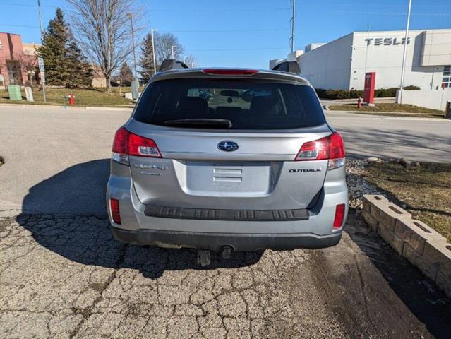 $5990 : 2010 Outback 2.5i Limited image 5