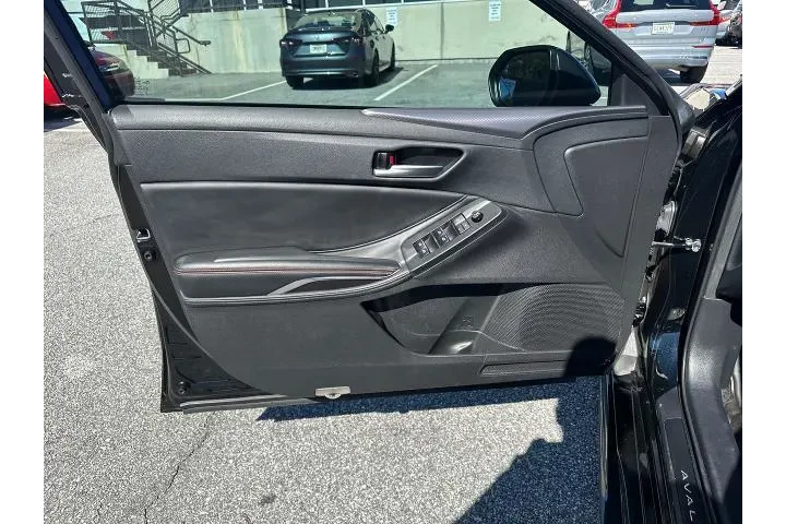 $30699 : Toyota Avalon 2021 TRD 4dr S image 10