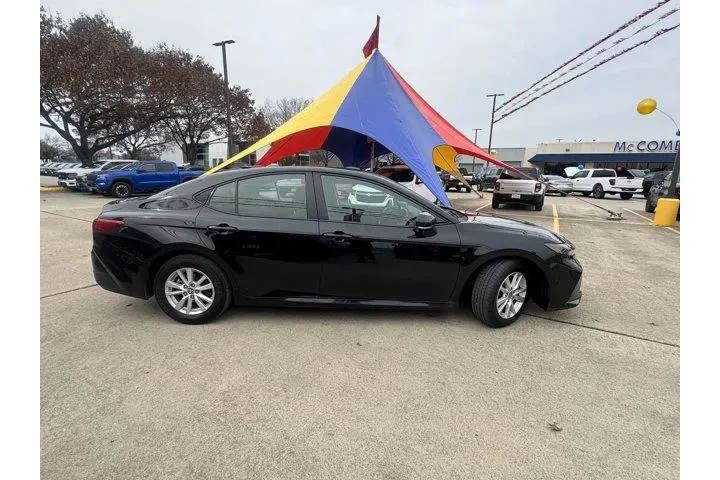 $25887 : Toyota Camry 2025 LE 4dr Sed image 3