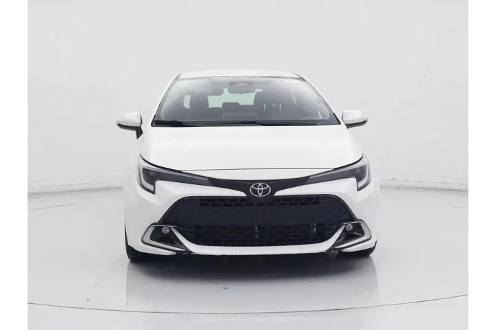 $24998 : Toyota Corolla Hatchback 202 image 5