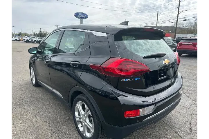 $10990 : Chevrolet Bolt EV 2021 LT 4d image 5