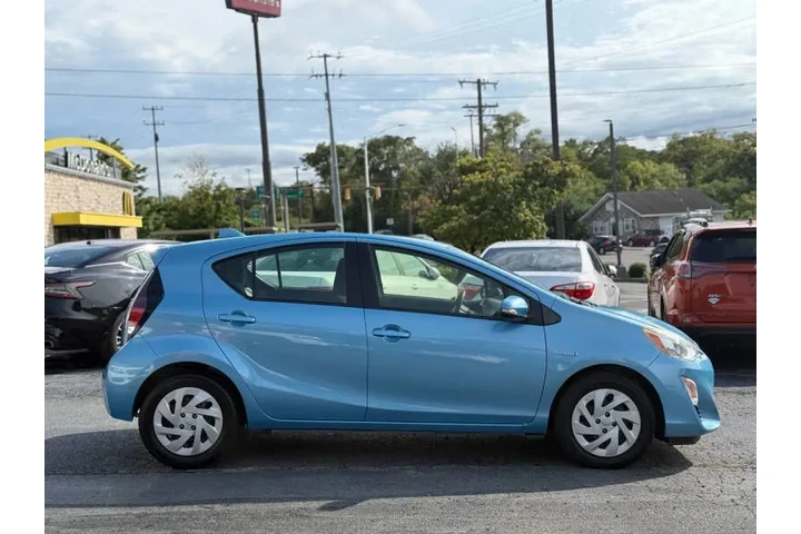 $10995 : 2016 Prius c One image 8
