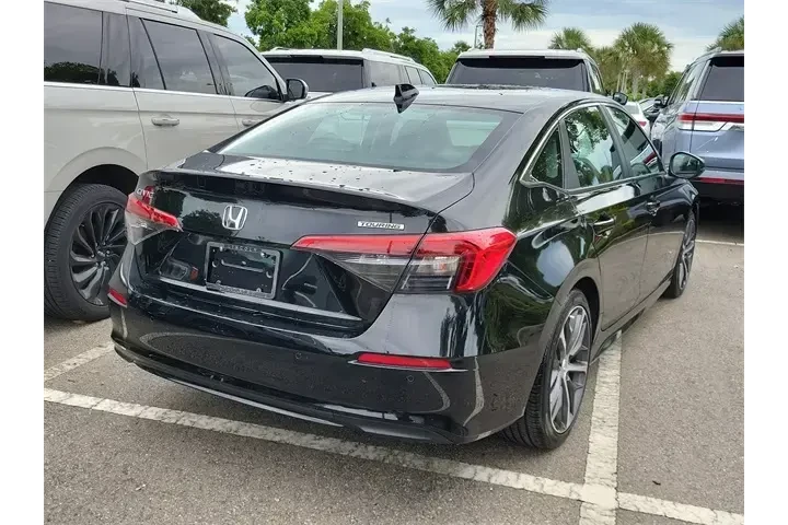 $25990 : Honda Civic 2023 Touring 4dr image 6