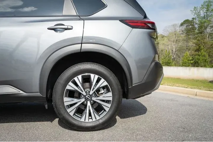 $25999 : Nissan Rogue 2023 AWD SV 4dr image 6