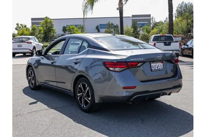 $18991 : Nissan Sentra 2025 SV 4dr Se image 6