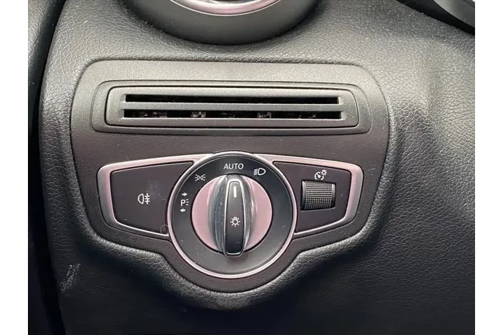 $15989 : Mercedes-Benz GLC 2020 GLC 3 image 10