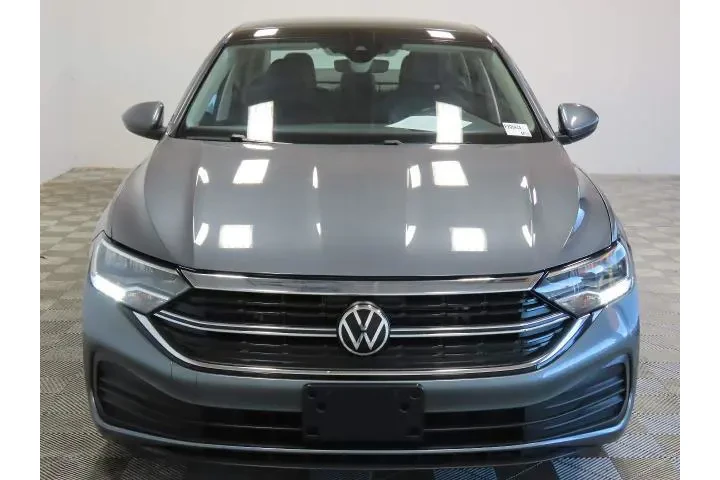 $20341 : Volkswagen Jetta 2024 SE 4dr image 4