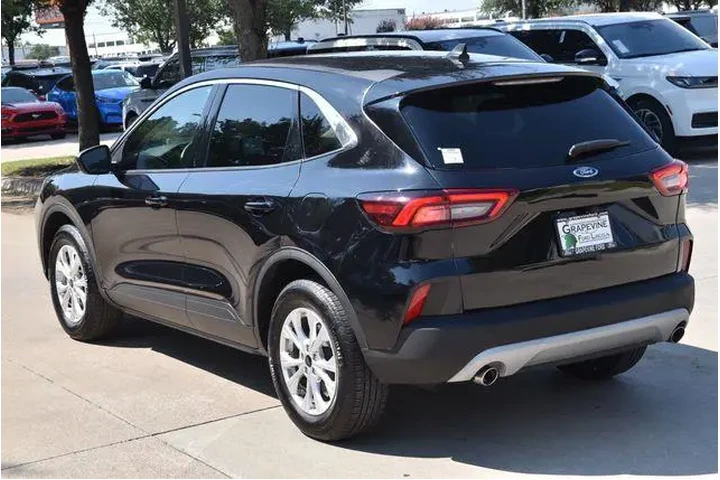 $22987 : Ford Escape 2023 AWD Active image 10